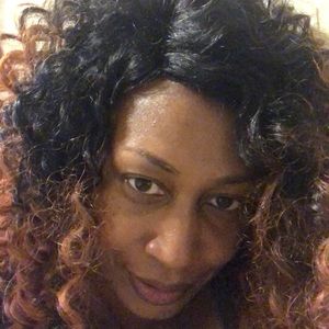 Meet your Posher, Rhonda